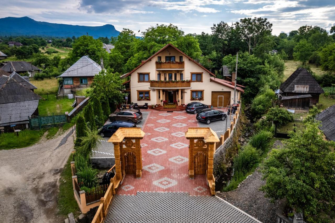 Pensiunea Marioara Breb Exteriér fotografie